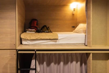 2026 Kapsül Oteller Nedir, Kimler İçin Uygun, Konaklamadan Önce Bilinmesi Gerekenler