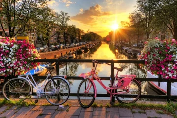 Amsterdam Turu Rehberi | Gezilecek Yerler, Tüyolar ve En İyi Zaman